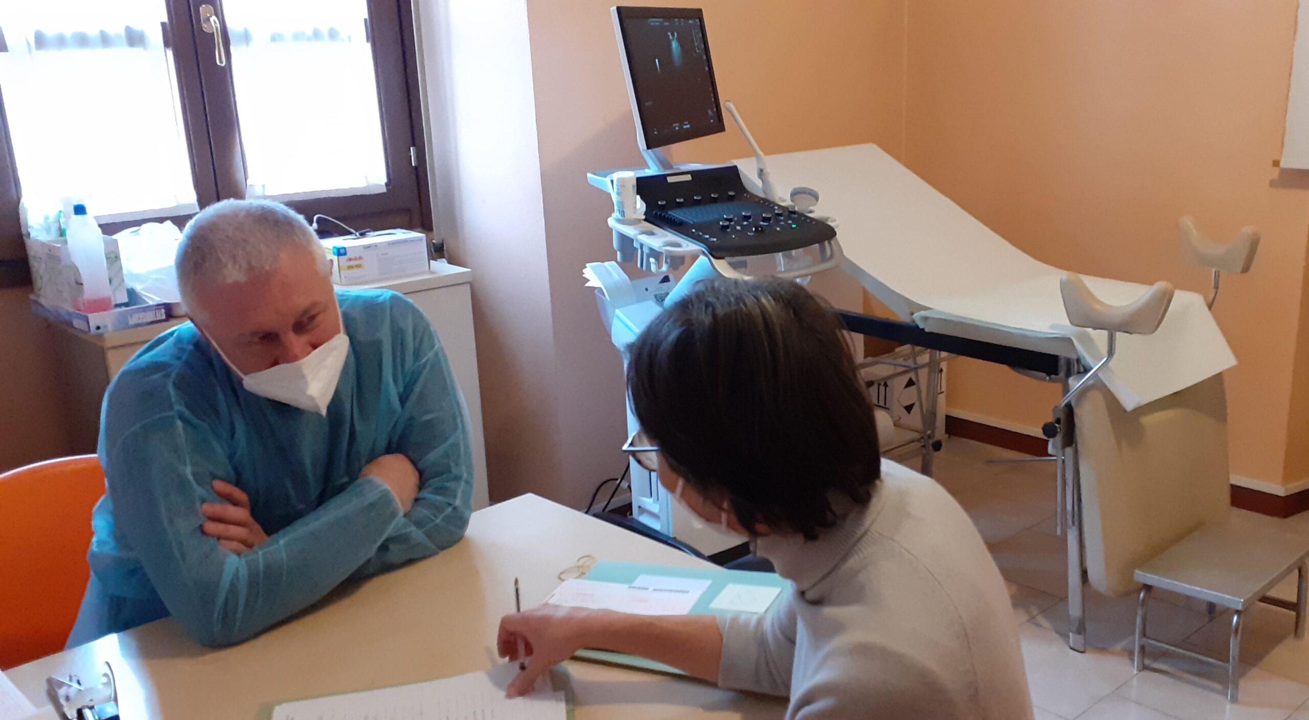 ecografo_consultorio